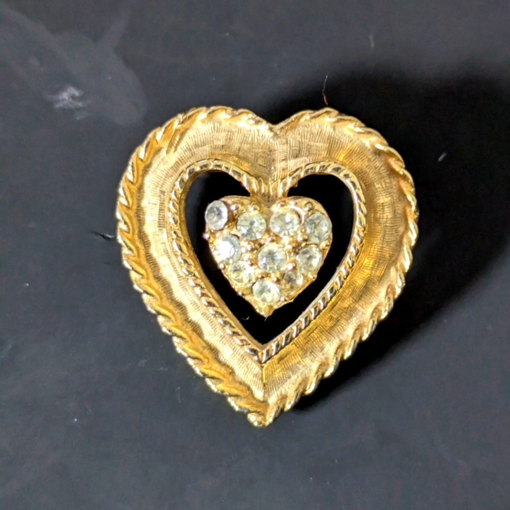 Gold Tone Heart-Shaped Brooch with Rhinestone Center